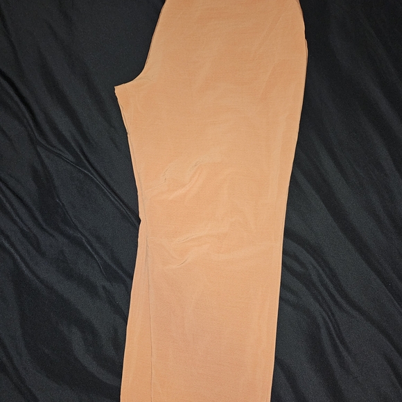 Fabletics Pants - Picture 2 of 4